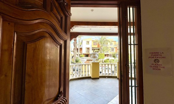 Sale - Apartment Flat -
Torrevieja - Los Frutales