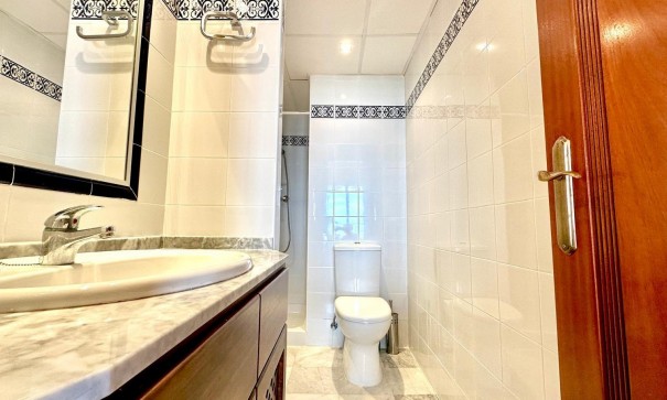 Sale - Apartment Flat -
Torrevieja - Los Frutales