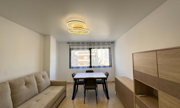 Revente - Appartement -
Torrevieja - torrevieja