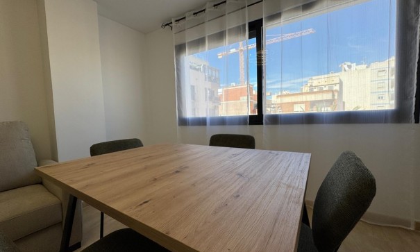 Revente - Appartement -
Torrevieja - torrevieja