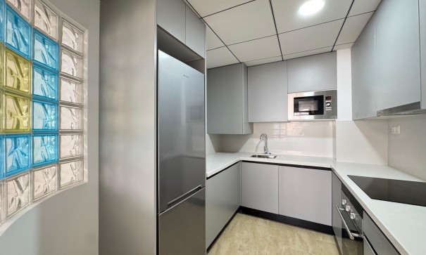 Revente - Appartement -
Torrevieja - torrevieja