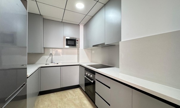 Revente - Appartement -
Torrevieja - torrevieja