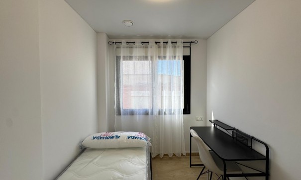 Revente - Appartement -
Torrevieja - torrevieja