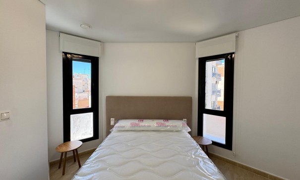 Revente - Appartement -
Torrevieja - torrevieja