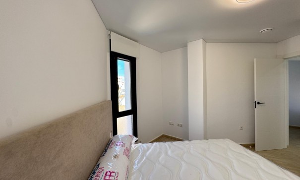 Revente - Appartement -
Torrevieja - torrevieja