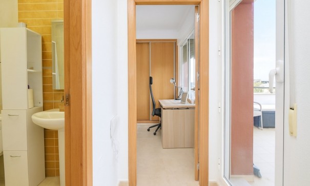 Videresalg - Fritliggende villa -
Algorfa - La Finca Golf Resort