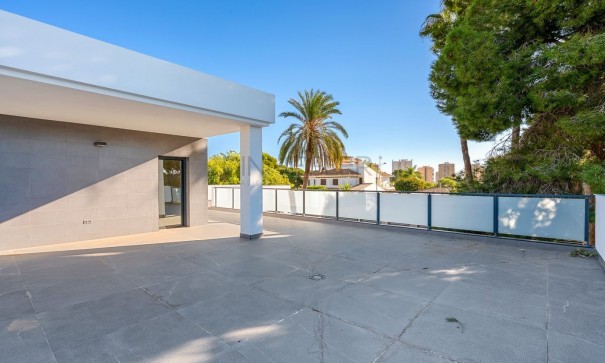 Resale - Freistehende Villa -
Orihuela Costa - Campoamor