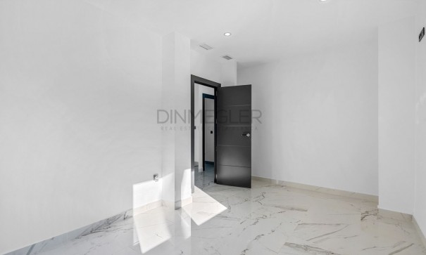 Resale - Freistehende Villa -
Orihuela Costa - Campoamor