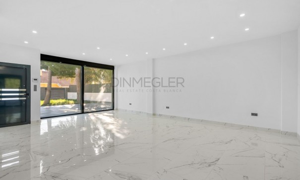 Resale - Freistehende Villa -
Orihuela Costa - Campoamor