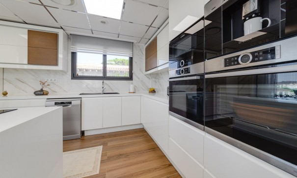 Resale - Wohnung Appartement -
La Vega Baja