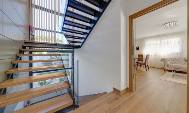 Resale - Wohnung Appartement -
La Vega Baja