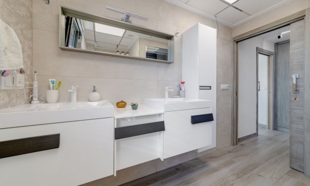 Resale - Wohnung Appartement -
La Vega Baja