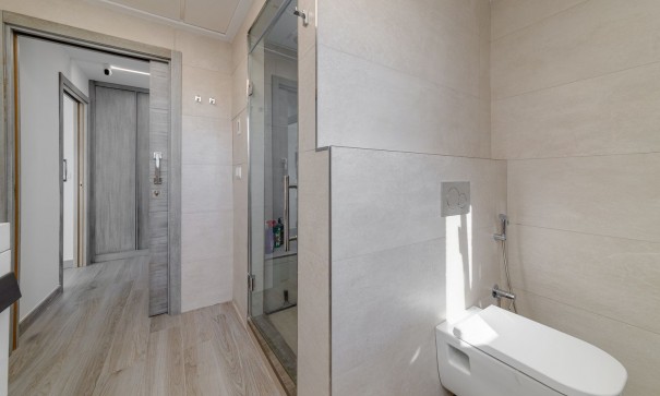 Resale - Wohnung Appartement -
La Vega Baja