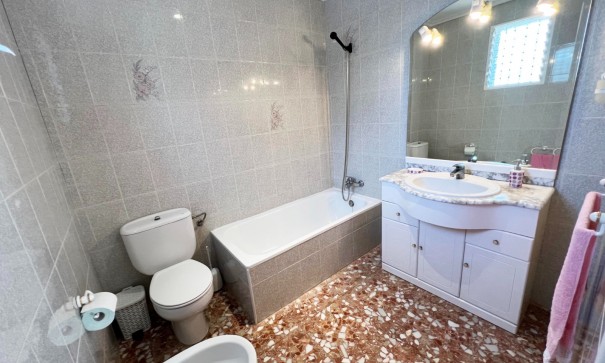 Sale - Detached Villa -
Hondón de los Fráiles