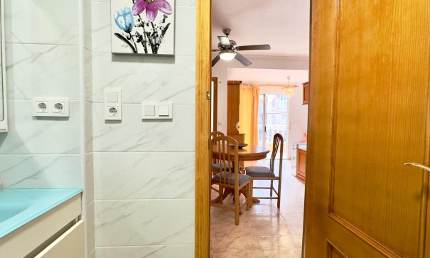 Sale - Apartment Flat -
Torrevieja - Centro