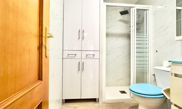 Sale - Apartment Flat -
Torrevieja - Centro