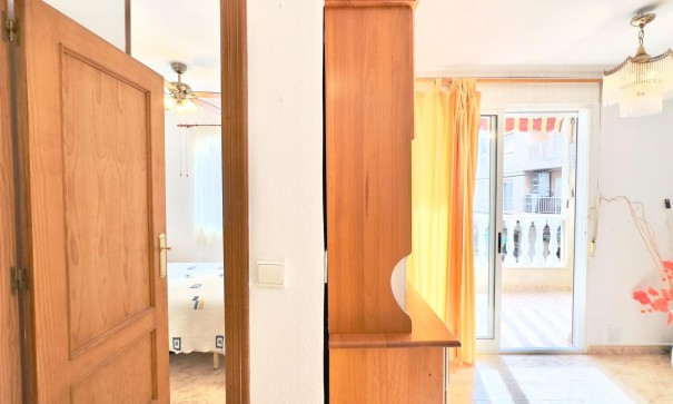 Sale - Apartment Flat -
Torrevieja - Centro