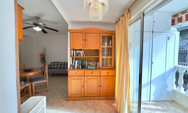 Sale - Apartment Flat -
Torrevieja - Centro