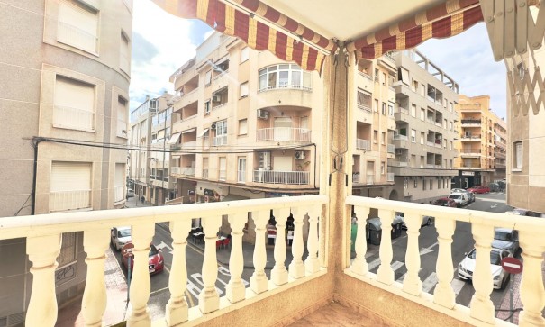 Sale - Apartment Flat -
Torrevieja - Centro