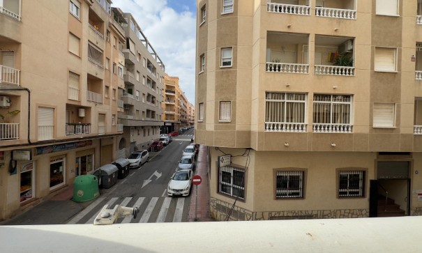 Sale - Apartment Flat -
Torrevieja - Centro