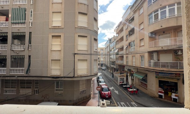 Sale - Apartment Flat -
Torrevieja - Centro