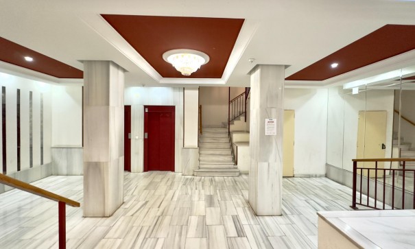 Sale - Apartment Flat -
Torrevieja - Centro