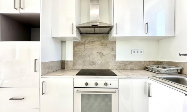 Venta - Apartamento piso -
Finestrat