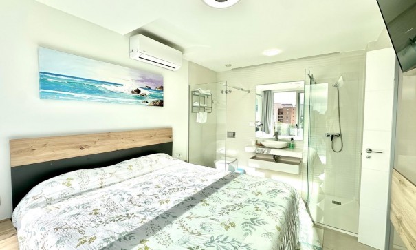 Venta - Apartamento piso -
Finestrat