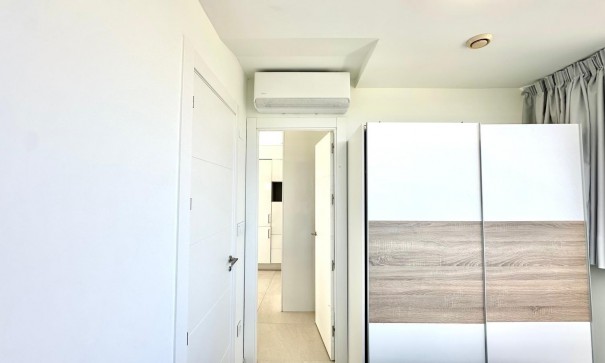 Venta - Apartamento piso -
Finestrat