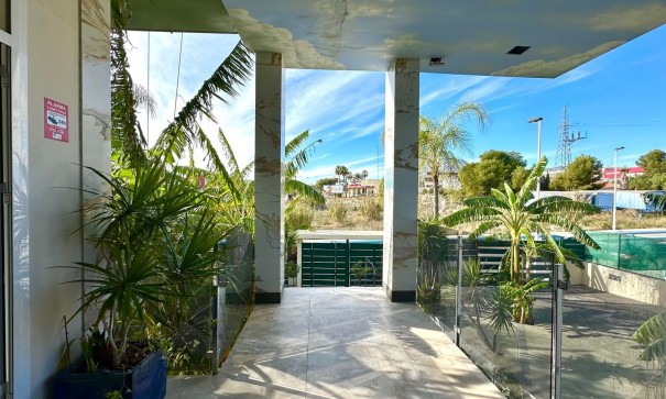 Venta - Apartamento piso -
Finestrat