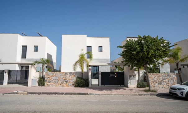 Sale - Detached Villa -
Rojales - Ciudad Quesada