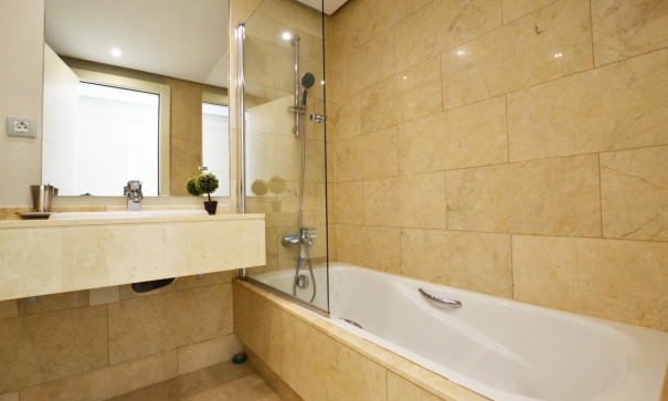 Återförsäljning - Fristående villa -
Orihuela - Las Colinas Golf