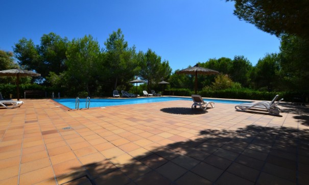 Återförsäljning - Fristående villa -
Orihuela - Las Colinas Golf