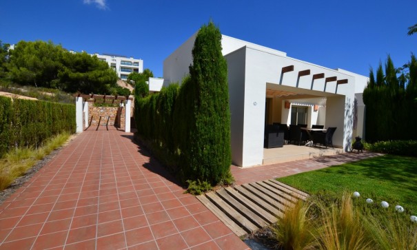 Återförsäljning - Fristående villa -
Orihuela - Las Colinas Golf