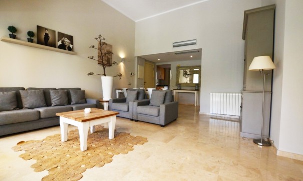 Återförsäljning - Fristående villa -
Orihuela - Las Colinas Golf