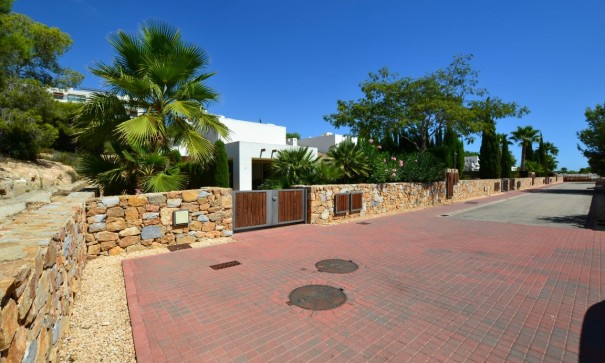 Återförsäljning - Fristående villa -
Orihuela - Las Colinas Golf