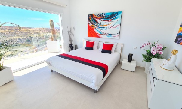 Sprzedaż - Willa wolnostojąca -
La Marina