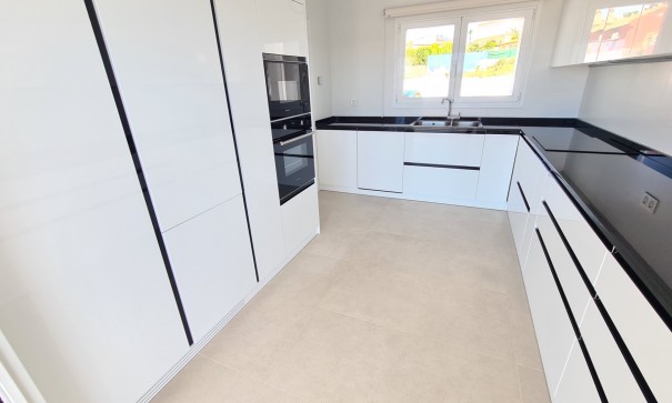 Sprzedaż - Willa wolnostojąca -
La Marina