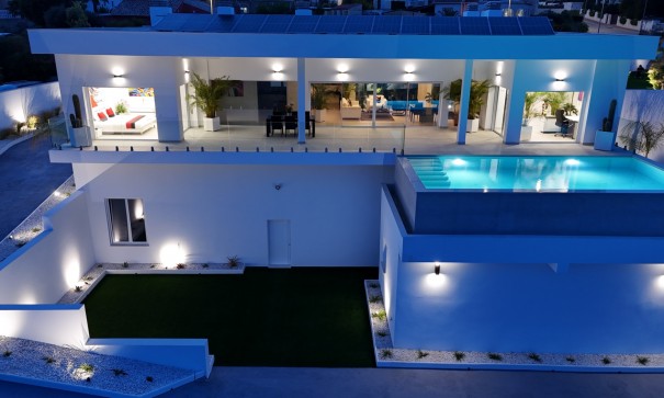 Sprzedaż - Willa wolnostojąca -
La Marina