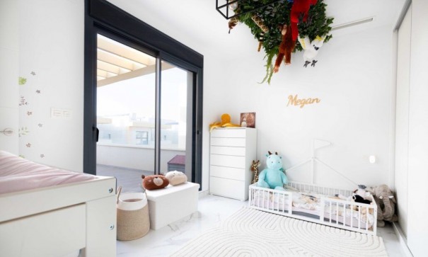 Herverkoop - Vrijstaande Villa -
Los Montesinos - La Herada