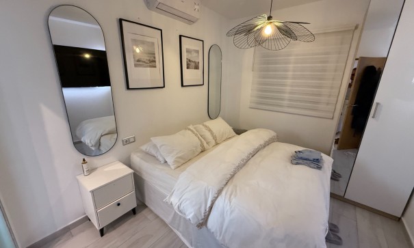 Herverkoop - Vrijstaande Villa -
Orihuela Costa - Villamartín