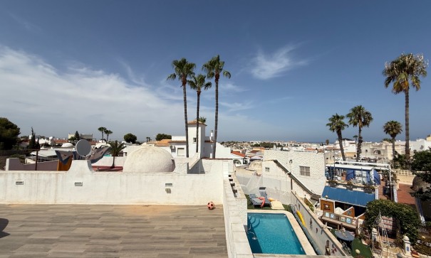 Herverkoop - Vrijstaande Villa -
Orihuela Costa - Villamartín