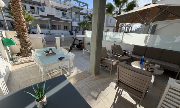 Sale - Apartment Flat -
Orihuela Costa - La Florida