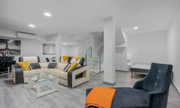 Sprzedaż - Willa wolnostojąca -
Orihuela Costa