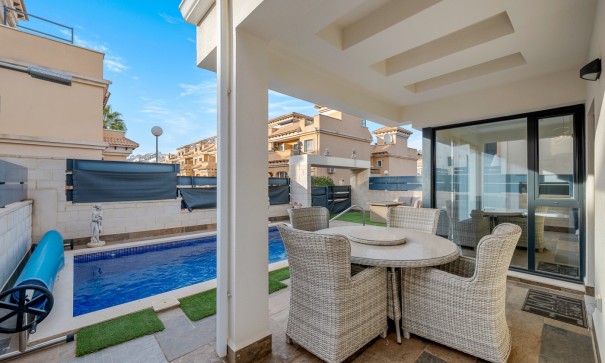 Sprzedaż - Willa wolnostojąca -
Orihuela Costa