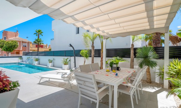 Sale - Detached Villa -
Guardamar del Segura