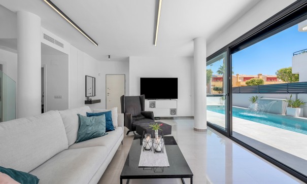 Sale - Detached Villa -
Guardamar del Segura