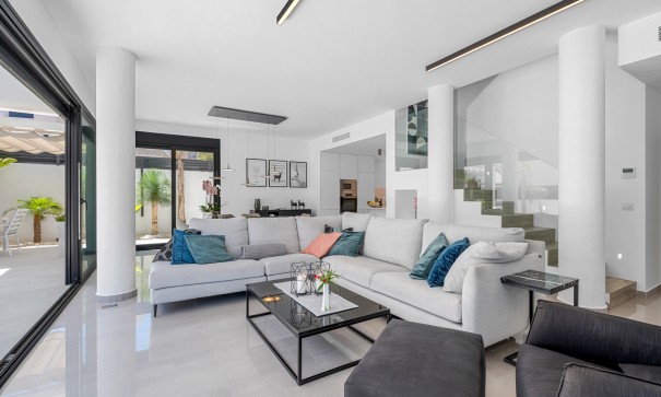 Sale - Detached Villa -
Guardamar del Segura