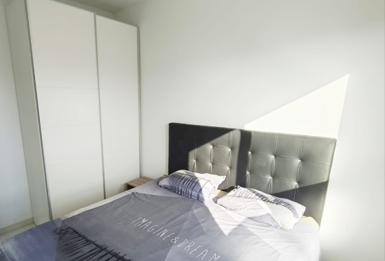 Revente - Appartement -
Mil Palmeras