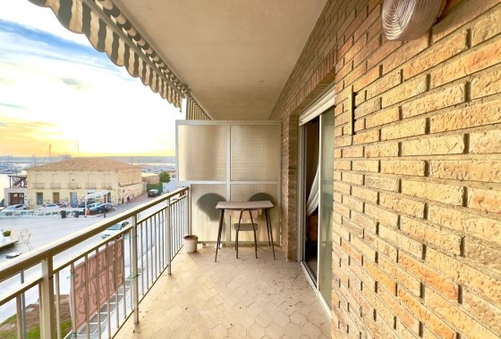 Herverkoop - Appartement / Flat -
Torrevieja - torrevieja